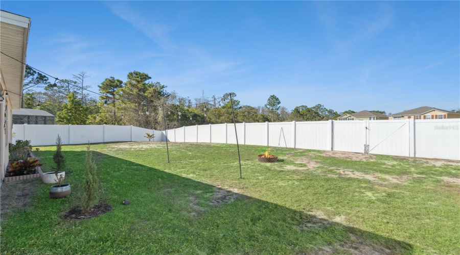 DAVENPORT, Florida 33896, 4 Bedrooms Bedrooms, ,2 BathroomsBathrooms,Residential,For Sale,TANGLEWOOD,0,MFRO6374775