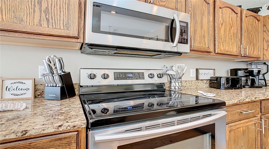 KISSIMMEE, Florida 34747, 4 Bedrooms Bedrooms, ,3 BathroomsBathrooms,Residential,For Sale,POMO,0,MFRO6370460