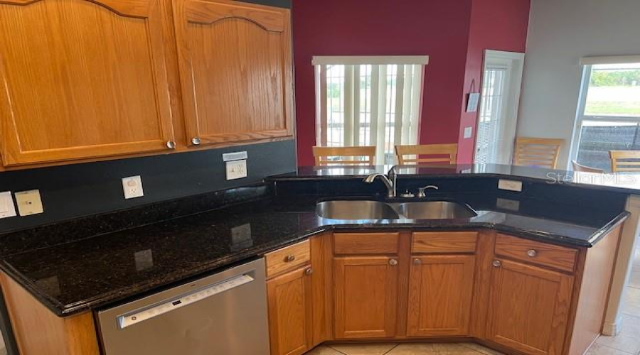 KISSIMMEE, Florida 34747, 4 Bedrooms Bedrooms, ,3 BathroomsBathrooms,Residential,For Sale,ONEIDA,0,MFRO6358789