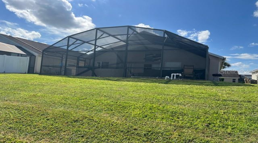 KISSIMMEE, Florida 34747, 4 Bedrooms Bedrooms, ,3 BathroomsBathrooms,Residential,For Sale,ONEIDA,0,MFRO6358789