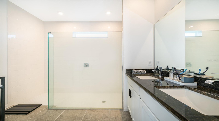 KISSIMMEE, Florida 34747, 3 Bedrooms Bedrooms, ,2 BathroomsBathrooms,Residential,For Sale,TURQUOISE WAVES,0,MFRO6337335