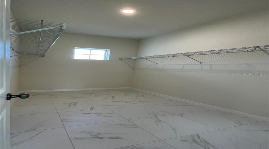 KISSIMMEE, Florida 34746, 5 Bedrooms Bedrooms, ,4 BathroomsBathrooms,Residential,For Sale,WINDLASS,0,MFRS5142005