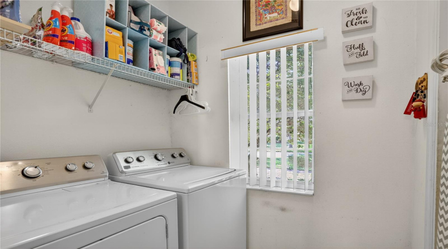 KISSIMMEE, Florida 34746, 3 Bedrooms Bedrooms, ,2 BathroomsBathrooms,Residential,For Sale,WEATHERFIELD,0,MFRV4945572