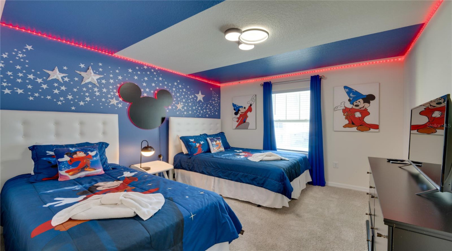 KISSIMMEE, Florida 34747, 7 Bedrooms Bedrooms, ,6 BathroomsBathrooms,Residential,For Sale,COCONUT BREEZE,0,MFRO6374170