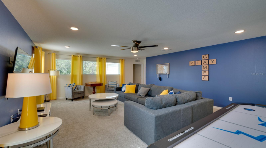 KISSIMMEE, Florida 34747, 7 Bedrooms Bedrooms, ,6 BathroomsBathrooms,Residential,For Sale,COCONUT BREEZE,0,MFRO6374170