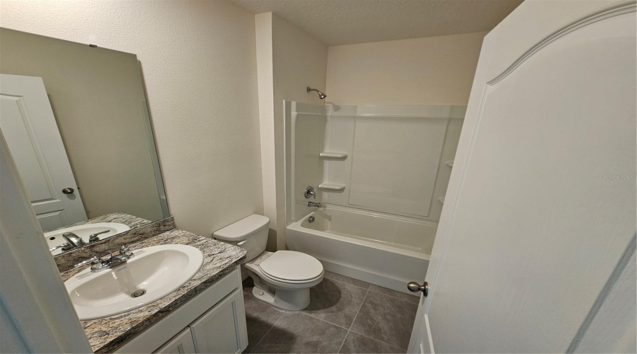 DAVENPORT, Florida 33837, 3 Bedrooms Bedrooms, ,2 BathroomsBathrooms,Residential,For Sale,HOLODAK,0,MFRS5129251