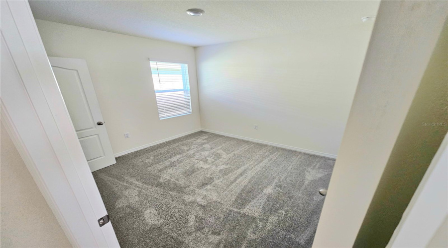 DAVENPORT, Florida 33837, 3 Bedrooms Bedrooms, ,2 BathroomsBathrooms,Residential,For Sale,HOLODAK,0,MFRS5129251