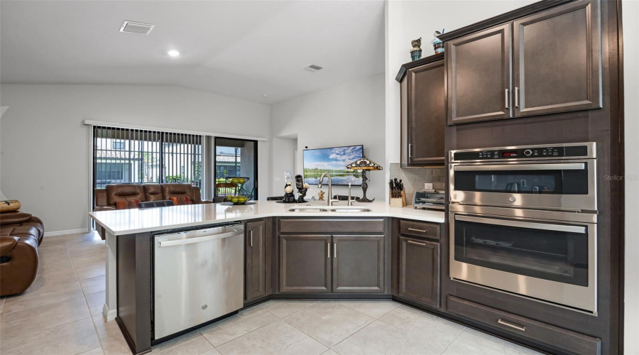 KISSIMMEE, Florida 34746, 4 Bedrooms Bedrooms, ,2 BathroomsBathrooms,Residential,For Sale,GOBLET COVE,0,MFRS5130719