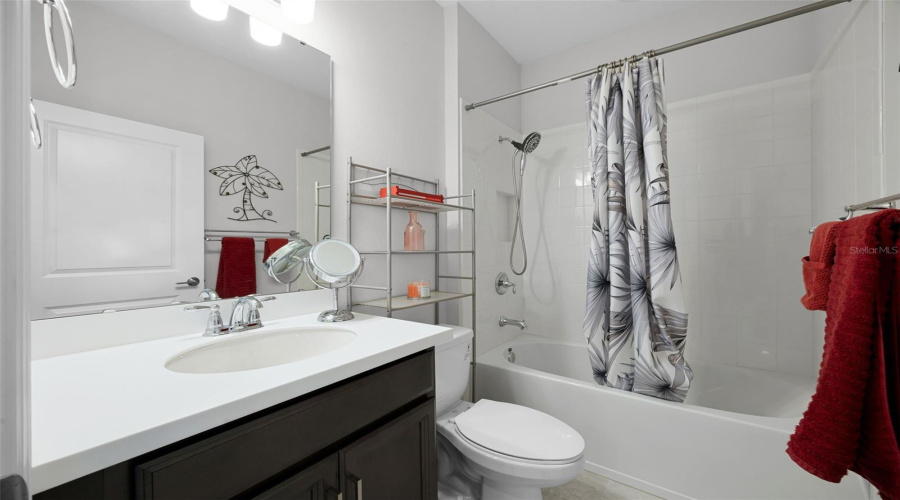 KISSIMMEE, Florida 34746, 4 Bedrooms Bedrooms, ,2 BathroomsBathrooms,Residential,For Sale,GOBLET COVE,0,MFRS5130719