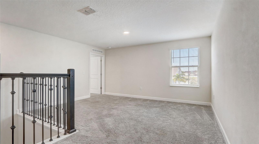 KISSIMMEE, Florida 34746, 5 Bedrooms Bedrooms, ,3 BathroomsBathrooms,Residential,For Sale,CRESCENT MOON,0,MFRO6374236