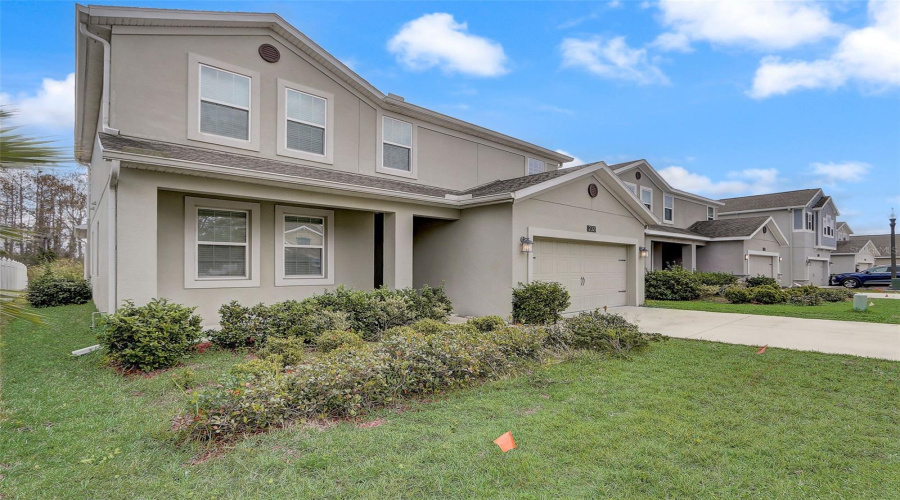 KISSIMMEE, Florida 34746, 5 Bedrooms Bedrooms, ,3 BathroomsBathrooms,Residential,For Sale,CRESCENT MOON,0,MFRO6374236