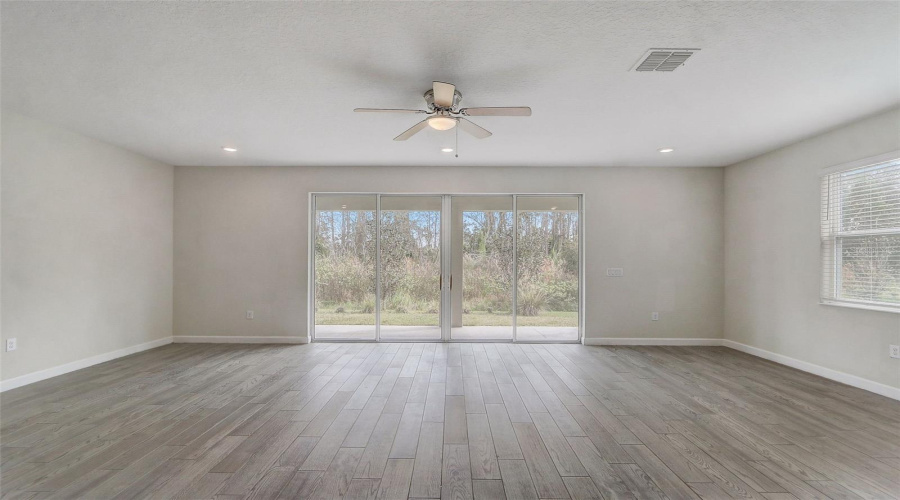 KISSIMMEE, Florida 34746, 5 Bedrooms Bedrooms, ,3 BathroomsBathrooms,Residential,For Sale,CRESCENT MOON,0,MFRO6374236