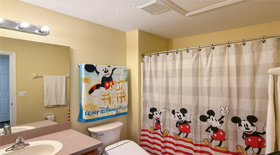 KISSIMMEE, Florida 34747, 4 Bedrooms Bedrooms, ,3 BathroomsBathrooms,Residential,For Sale,BAY LILLY,0,MFRS5141962