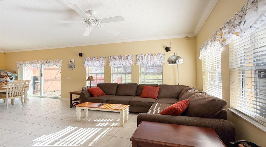 KISSIMMEE, Florida 34747, 4 Bedrooms Bedrooms, ,3 BathroomsBathrooms,Residential,For Sale,BAY LILLY,0,MFRS5141962