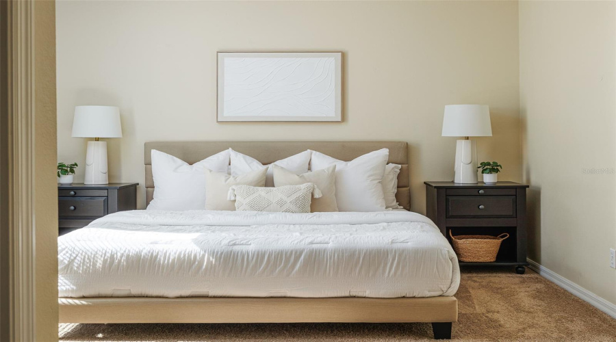 DAVENPORT, Florida 33896, 4 Bedrooms Bedrooms, ,2 BathroomsBathrooms,Residential,For Sale,ROBIN,0,MFRL4958683