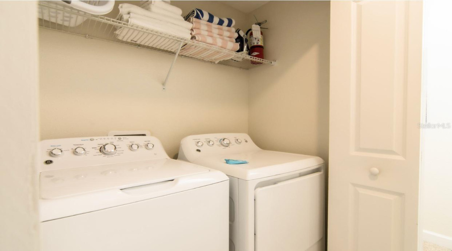 KISSIMMEE, Florida 34746, 4 Bedrooms Bedrooms, ,3 BathroomsBathrooms,Residential,For Sale,ROMEO,0,MFRS5124116