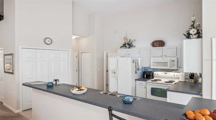 DAVENPORT, Florida 33897, 3 Bedrooms Bedrooms, ,2 BathroomsBathrooms,Residential,For Sale,CORVINA,0,MFRS5142046