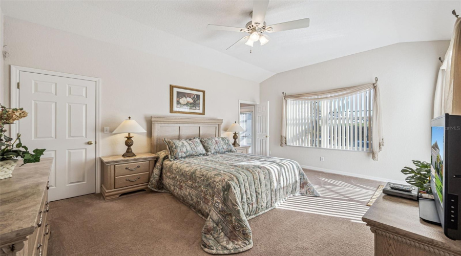 DAVENPORT, Florida 33897, 3 Bedrooms Bedrooms, ,2 BathroomsBathrooms,Residential,For Sale,CORVINA,0,MFRS5142046