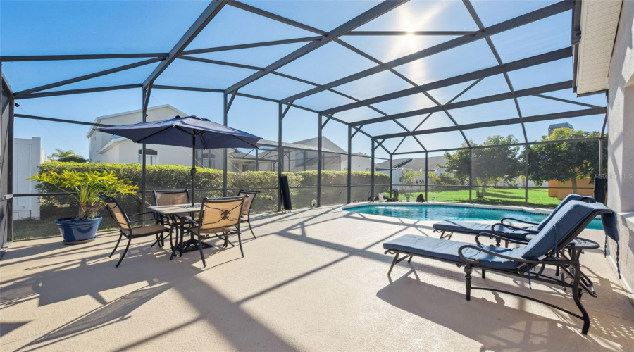 DAVENPORT, Florida 33897, 3 Bedrooms Bedrooms, ,2 BathroomsBathrooms,Residential,For Sale,CORVINA,0,MFRS5142046