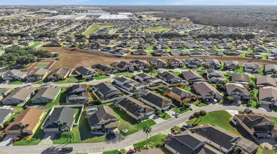 DAVENPORT, Florida 33897, 3 Bedrooms Bedrooms, ,2 BathroomsBathrooms,Residential,For Sale,CORVINA,0,MFRS5142046