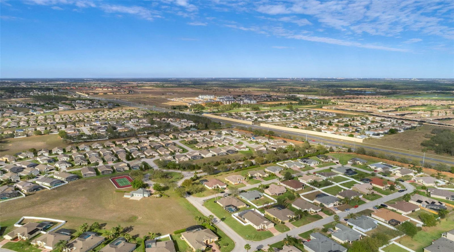 DAVENPORT, Florida 33897, 3 Bedrooms Bedrooms, ,2 BathroomsBathrooms,Residential,For Sale,CORVINA,0,MFRS5142046