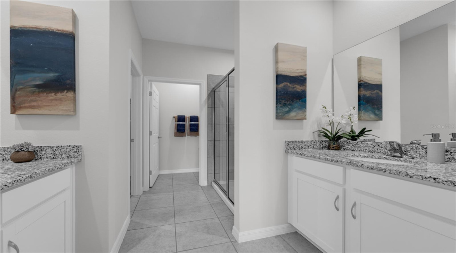 DAVENPORT, Florida 33837, 4 Bedrooms Bedrooms, ,2 BathroomsBathrooms,Residential,For Sale,RISING,0,MFRO6375081