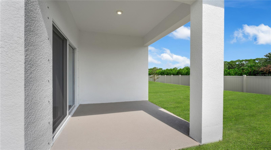 DAVENPORT, Florida 33837, 4 Bedrooms Bedrooms, ,2 BathroomsBathrooms,Residential,For Sale,RISING,0,MFRO6375081