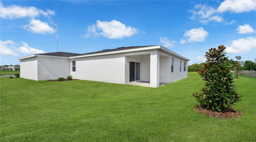 DAVENPORT, Florida 33837, 4 Bedrooms Bedrooms, ,2 BathroomsBathrooms,Residential,For Sale,RISING,0,MFRO6375081