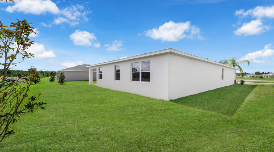 DAVENPORT, Florida 33837, 4 Bedrooms Bedrooms, ,2 BathroomsBathrooms,Residential,For Sale,RISING,0,MFRO6375081