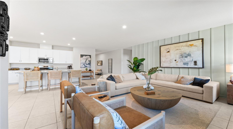 DAVENPORT, Florida 33837, 4 Bedrooms Bedrooms, ,2 BathroomsBathrooms,Residential,For Sale,RISING,0,MFRO6375081