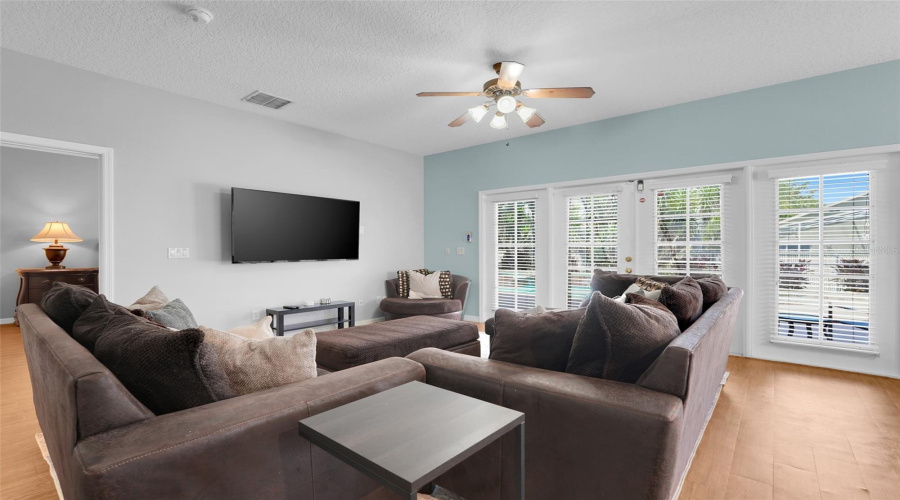 KISSIMMEE, Florida 34747, 6 Bedrooms Bedrooms, ,4 BathroomsBathrooms,Residential,For Sale,ACADIA ESTATES,0,MFRO6375082