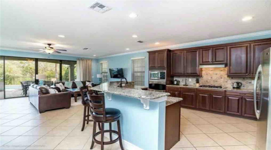 REUNION, Florida 34747, 5 Bedrooms Bedrooms, ,4 BathroomsBathrooms,Residential,For Sale,CASTLE PINES,0,MFRO6374778