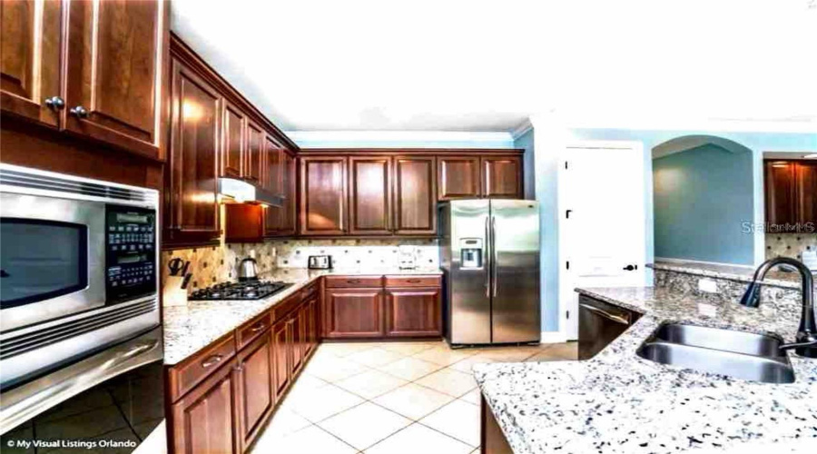 REUNION, Florida 34747, 5 Bedrooms Bedrooms, ,4 BathroomsBathrooms,Residential,For Sale,CASTLE PINES,0,MFRO6374778