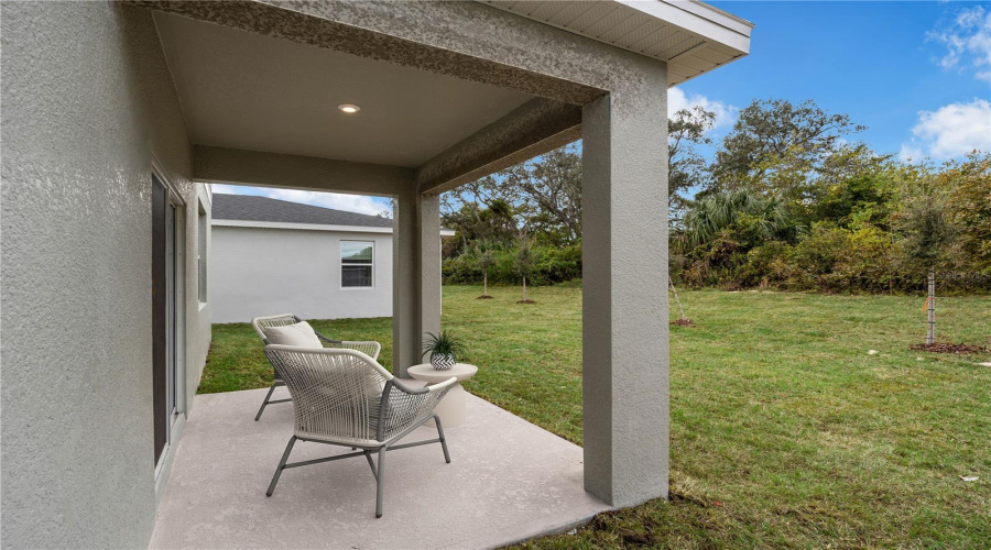 DAVENPORT, Florida 33837, 4 Bedrooms Bedrooms, ,2 BathroomsBathrooms,Residential,For Sale,MEADOW WALK,0,MFRO6375090