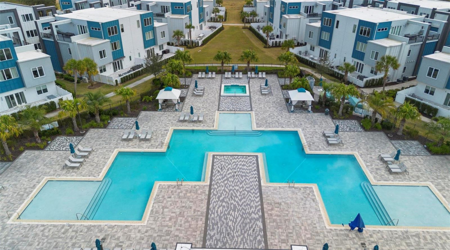 KISSIMMEE, Florida 34747, 4 Bedrooms Bedrooms, ,3 BathroomsBathrooms,Residential,For Sale,SANDY RIDGE,0,MFRV4940792