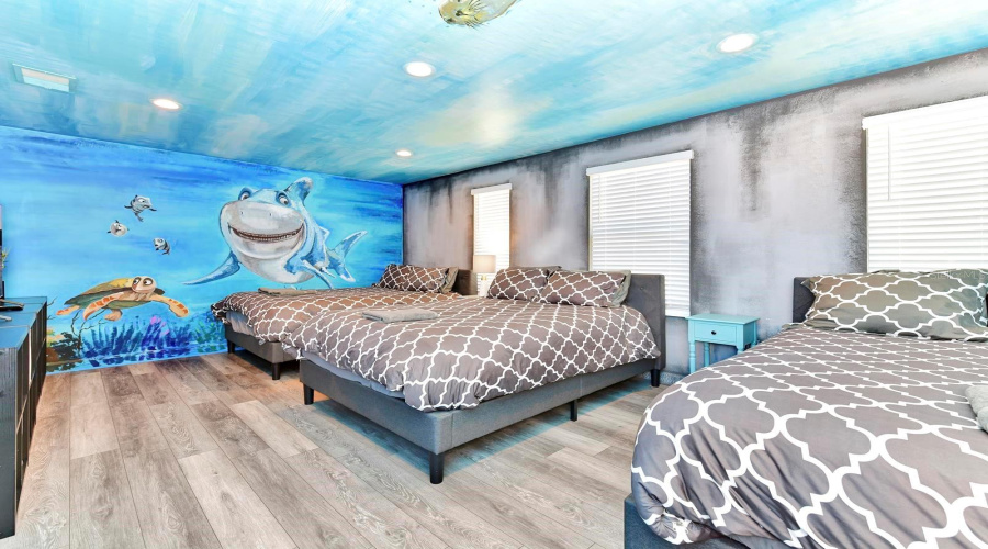 KISSIMMEE, Florida 34746, 9 Bedrooms Bedrooms, ,5 BathroomsBathrooms,Residential,For Sale,OXYMORON WAY,0,MFRO6334786