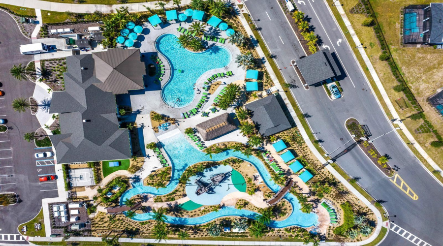 KISSIMMEE, Florida 34746, 9 Bedrooms Bedrooms, ,5 BathroomsBathrooms,Residential,For Sale,OXYMORON WAY,0,MFRO6334786