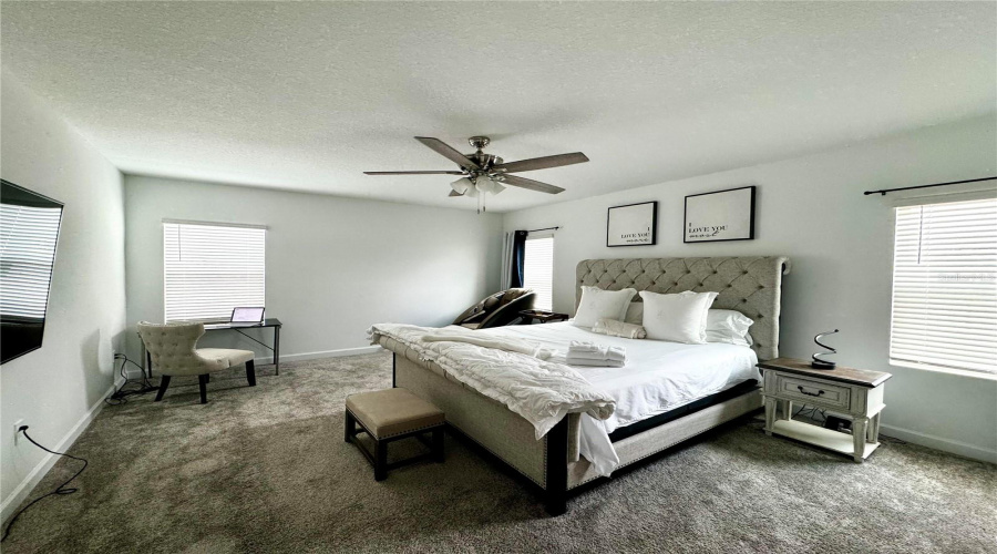 DAVENPORT, Florida 33837, 5 Bedrooms Bedrooms, ,3 BathroomsBathrooms,Residential,For Sale,REDBRIDGE,0,MFRO6375150