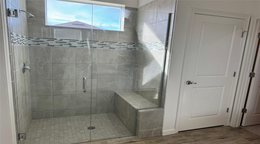 DAVENPORT, Florida 33837, 4 Bedrooms Bedrooms, ,3 BathroomsBathrooms,Residential,For Sale,CABELLO,0,MFRS5141682