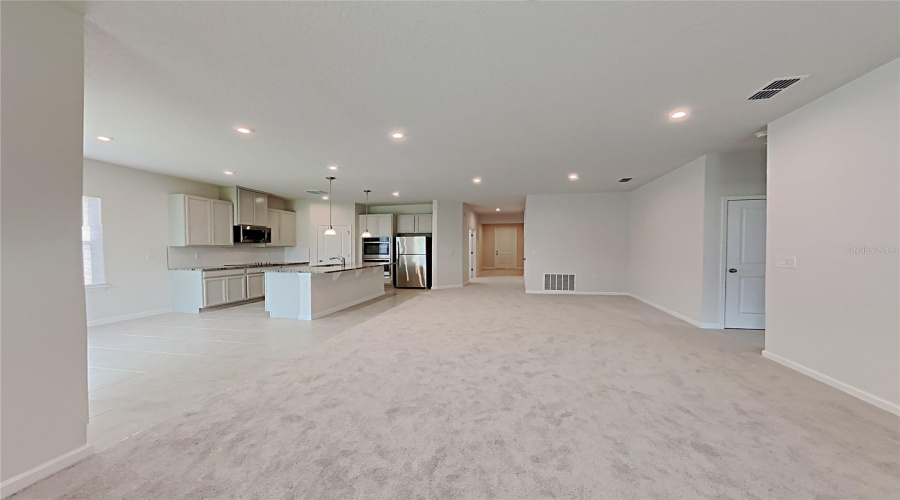 DAVENPORT, Florida 33896, 3 Bedrooms Bedrooms, ,2 BathroomsBathrooms,Residential,For Sale,SIESTA VISTA,0,MFRO6373431