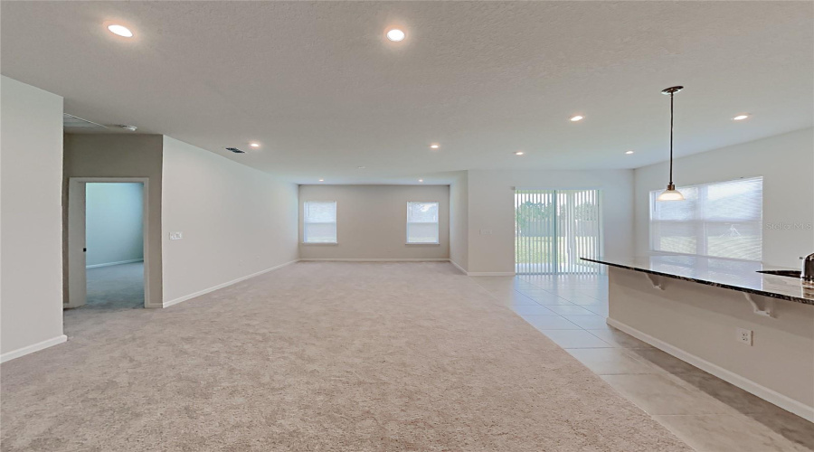 DAVENPORT, Florida 33896, 3 Bedrooms Bedrooms, ,2 BathroomsBathrooms,Residential,For Sale,SIESTA VISTA,0,MFRO6373431