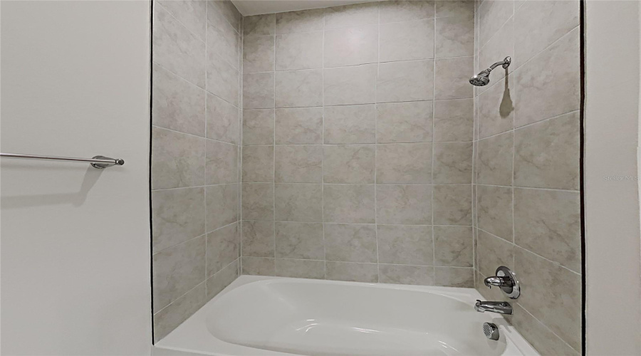 DAVENPORT, Florida 33896, 3 Bedrooms Bedrooms, ,2 BathroomsBathrooms,Residential,For Sale,SIESTA VISTA,0,MFRO6373431