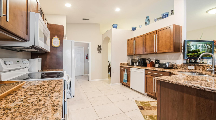 KISSIMMEE, Florida 34747, 3 Bedrooms Bedrooms, ,2 BathroomsBathrooms,Residential,For Sale,FAN PALM,0,MFRS5140944