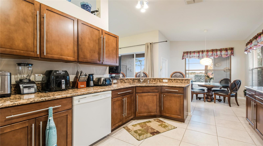 KISSIMMEE, Florida 34747, 3 Bedrooms Bedrooms, ,2 BathroomsBathrooms,Residential,For Sale,FAN PALM,0,MFRS5140944