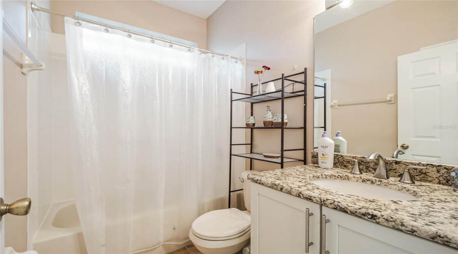 KISSIMMEE, Florida 34747, 3 Bedrooms Bedrooms, ,2 BathroomsBathrooms,Residential,For Sale,FAN PALM,0,MFRS5140944