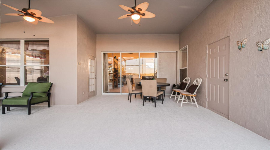 KISSIMMEE, Florida 34747, 3 Bedrooms Bedrooms, ,2 BathroomsBathrooms,Residential,For Sale,FAN PALM,0,MFRS5140944