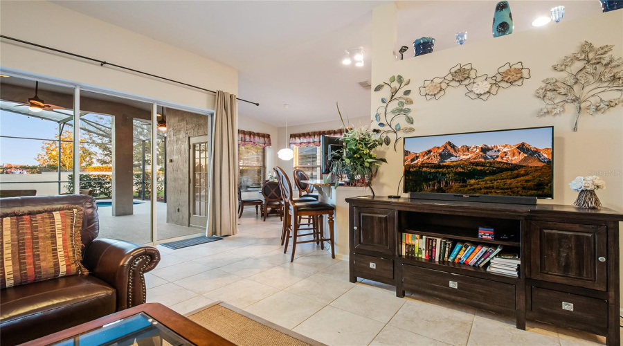 KISSIMMEE, Florida 34747, 3 Bedrooms Bedrooms, ,2 BathroomsBathrooms,Residential,For Sale,FAN PALM,0,MFRS5140944