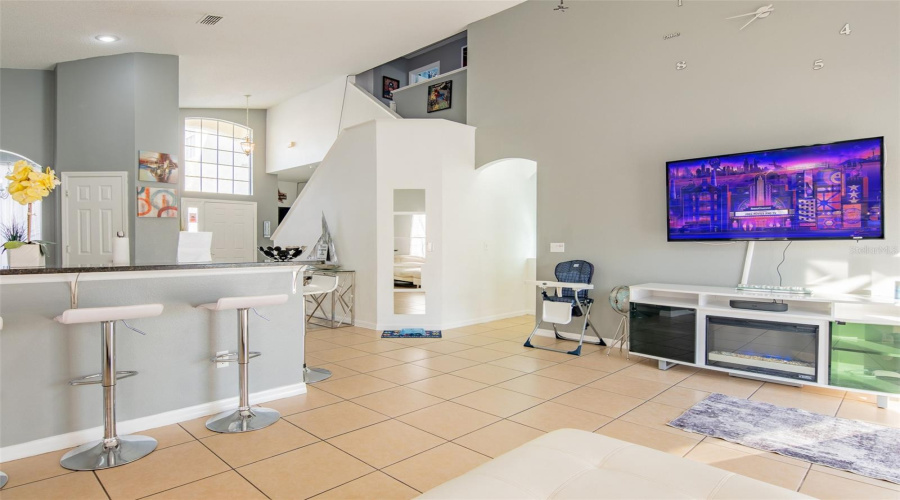 DAVENPORT, Florida 33897, 6 Bedrooms Bedrooms, ,4 BathroomsBathrooms,Residential,For Sale,BLOOMINGDALE,0,MFRO6374658