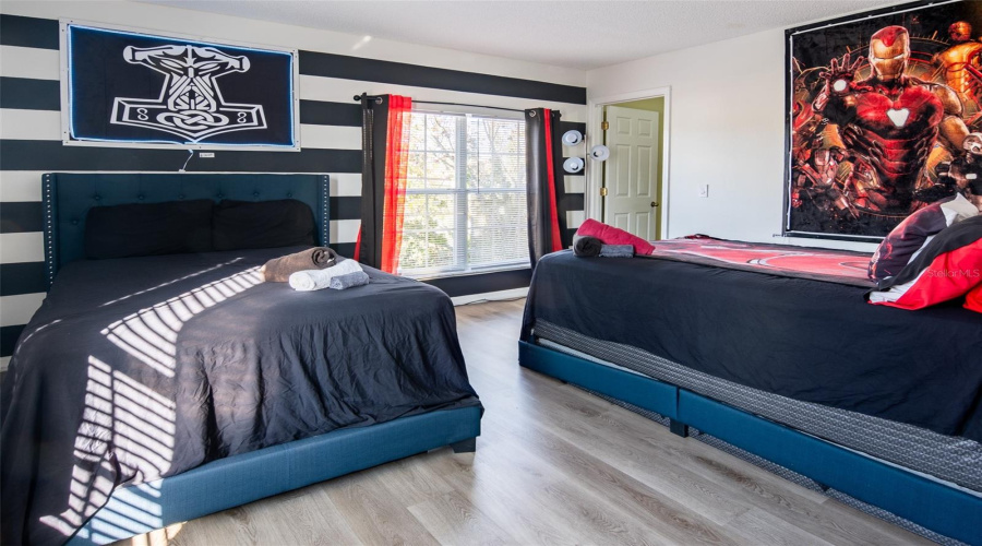 DAVENPORT, Florida 33897, 6 Bedrooms Bedrooms, ,4 BathroomsBathrooms,Residential,For Sale,BLOOMINGDALE,0,MFRO6374658