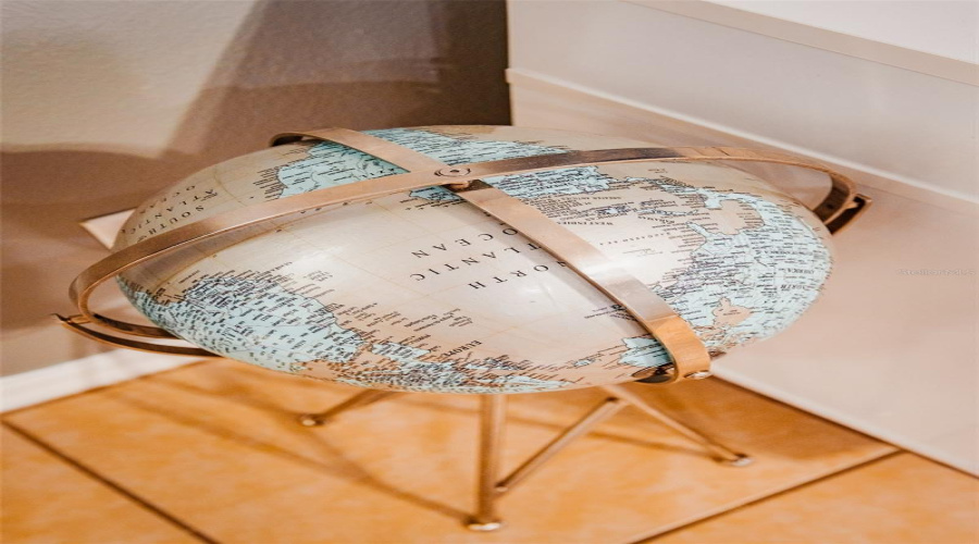 DAVENPORT, Florida 33897, 6 Bedrooms Bedrooms, ,4 BathroomsBathrooms,Residential,For Sale,BLOOMINGDALE,0,MFRO6374658